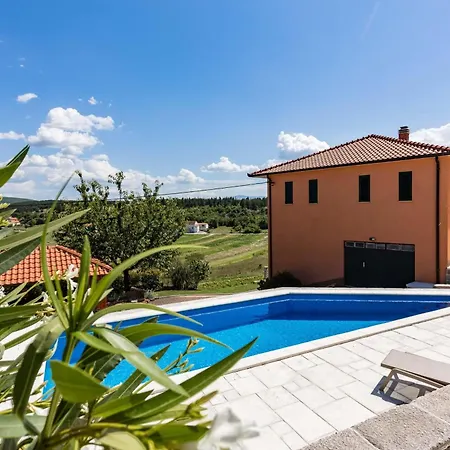 Apartment Family-friendly With Swimming Pool Otok, Zagora - 23216