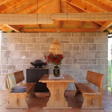 Apartment Family-friendly With Swimming Pool Otok, Zagora - 23216